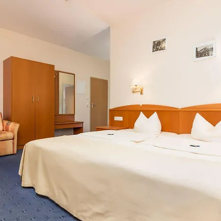 Hotel Wilhelmshoehe 3*