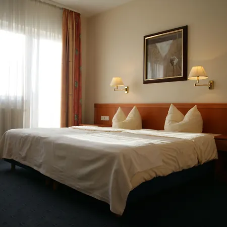 Hotel Wilhelmshoehe 3*