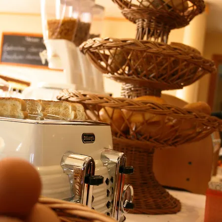 מלון Wilhelmshoehe Neuenrade