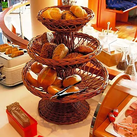 Wilhelmshoehe Hotel 3*