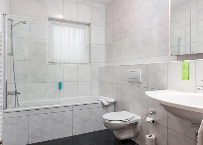 Wilhelmshoehe מלון Neuenrade